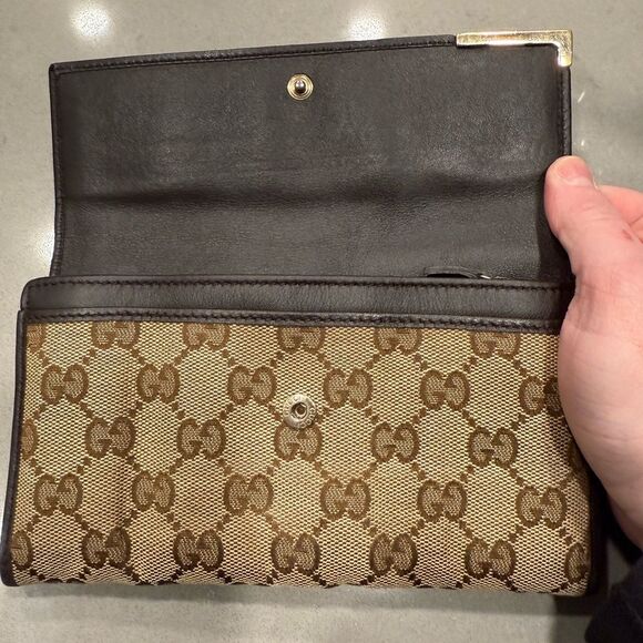 Gucci Brown Monogram Wallet - Picture 3 of 7